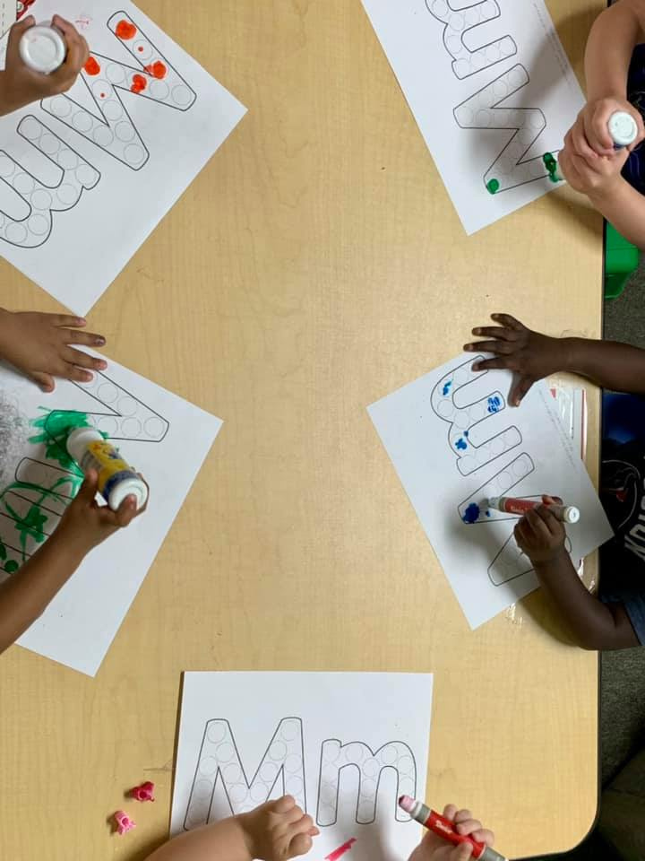 Learning Letters Via Tracing Them and Filling Them in