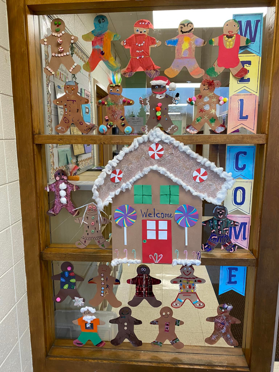 Gingerbread-Themed Hallway Decorations