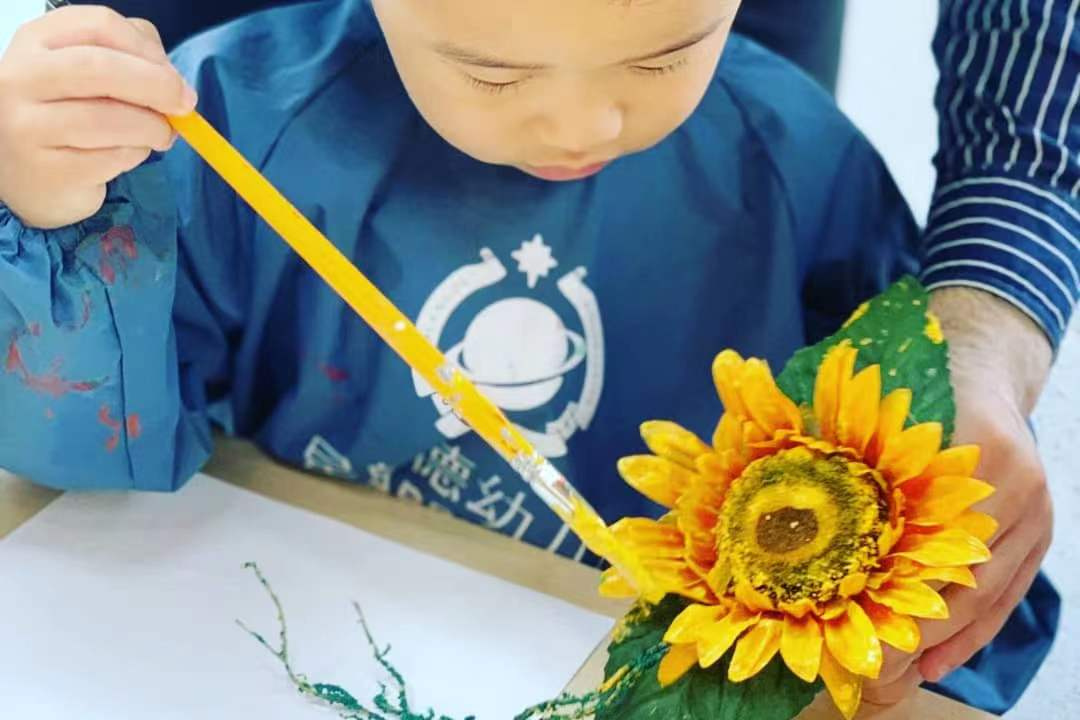 Spring is a fantastic time to discuss flowers and plants. Painting with flowers is a great way to engage preschoolers
