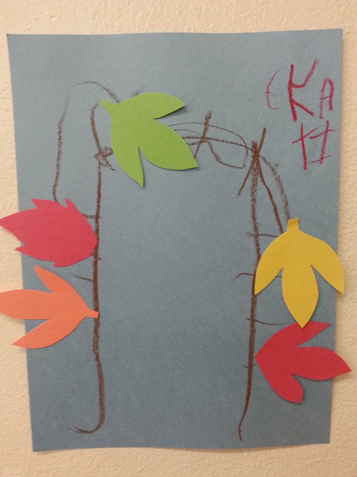 Mess-Free Sensory Fall Leaf Painting.