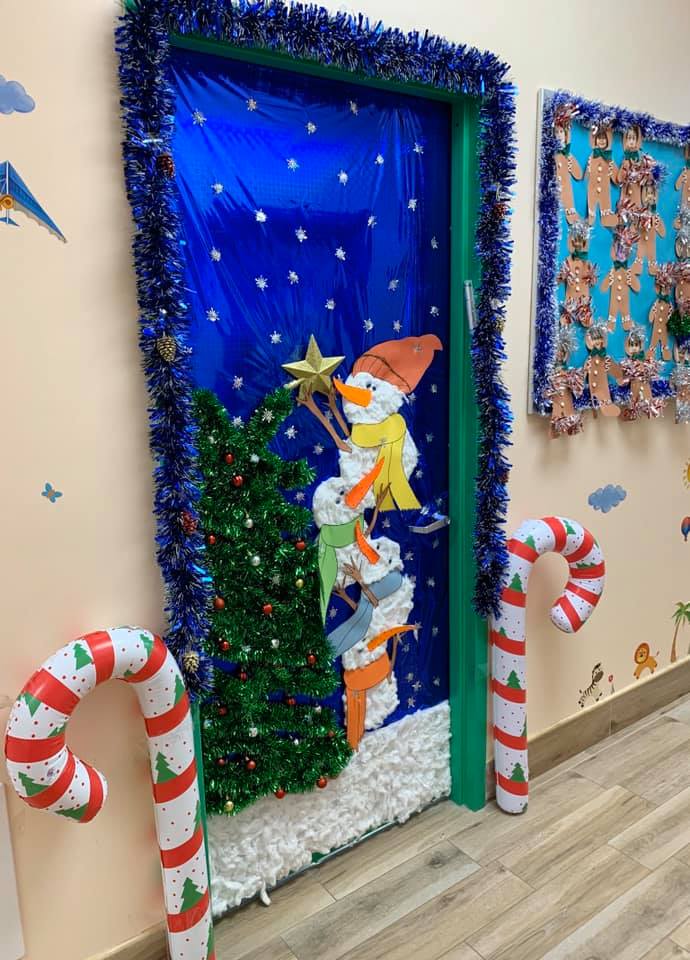 Preschool Holiday Door Decorations. TeachersMag.com