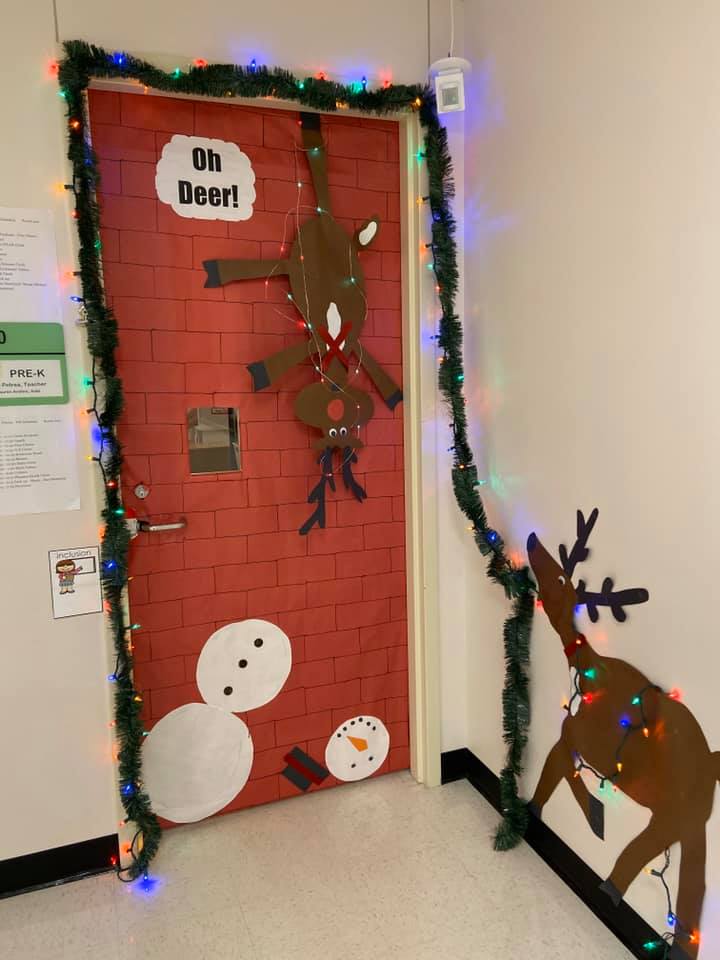 Christmas Door Decorating Contest for Preschool. TeachersMag.com