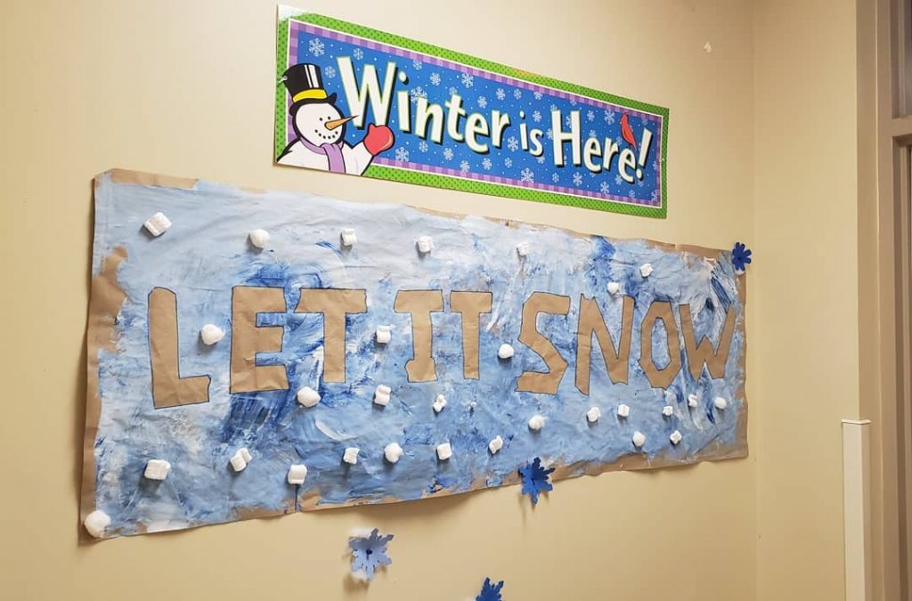 Winter-Themed Toddler Bulletin Board Activity