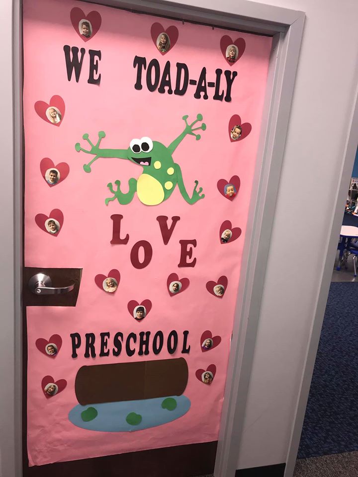 24 cute and easy diy valentine’s day gift ideas Valentine's Day Door Decoration Contest. TeachersMag.com