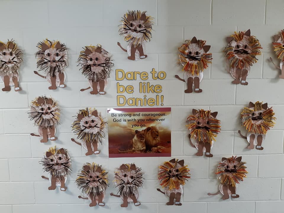 daniel and the lions den craft for preschool