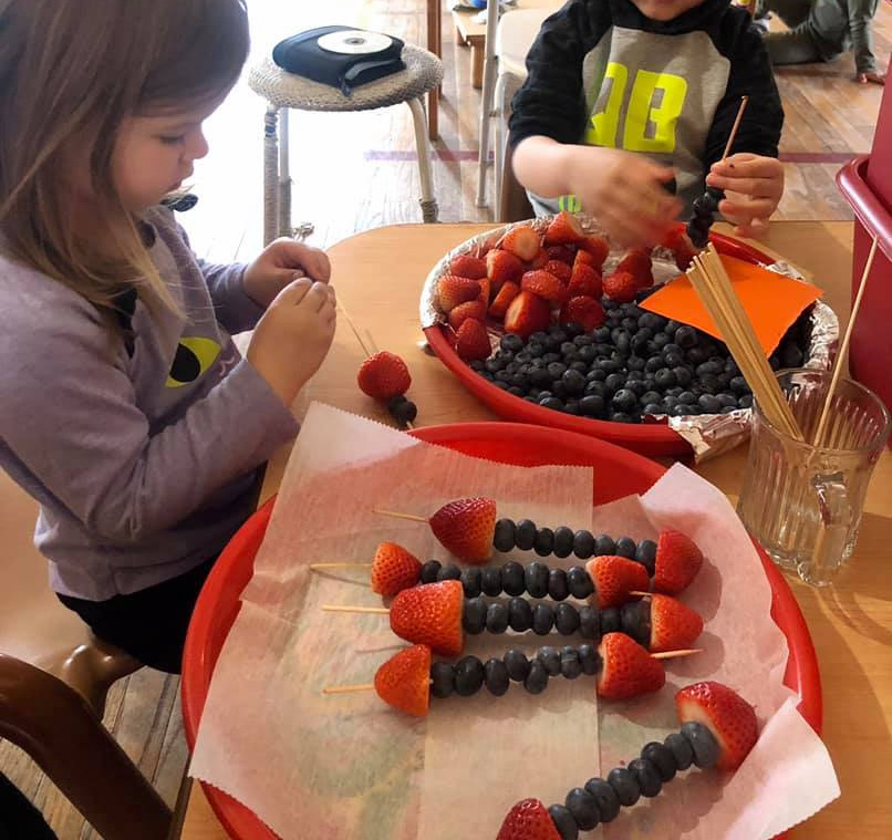 Strawberry and Blueberry on the Cob Craft