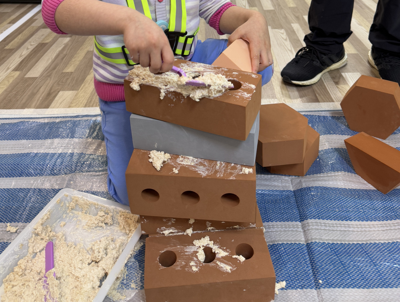 Messy Play: Building blocks with Oats